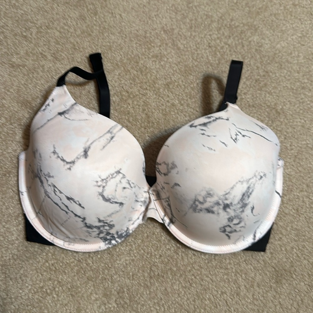 VS PINK bra